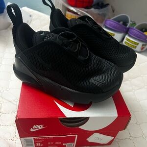 Toddler black on black AirMax 270